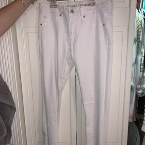 New skinny white jeans
